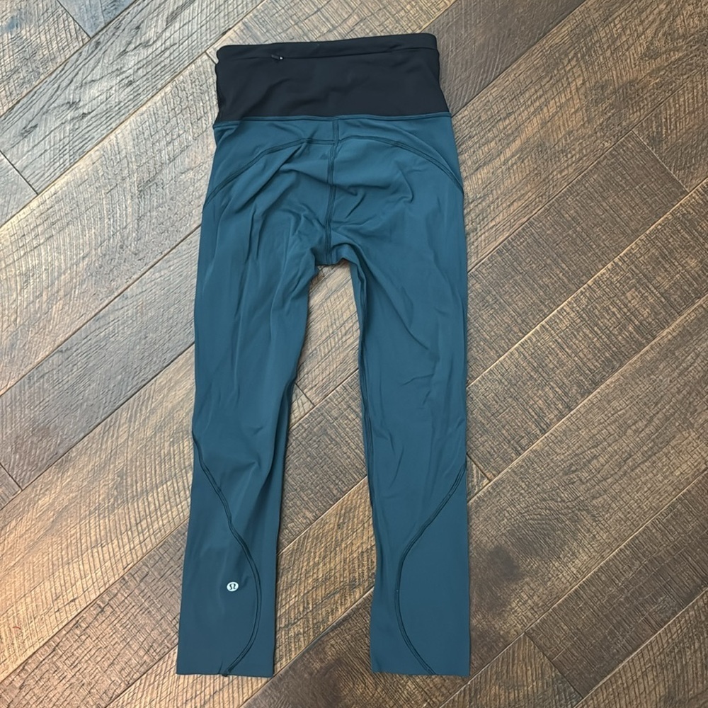 Lululemon Run The Day Crop (17")
Submarine / Black - Picture 6 of 12
